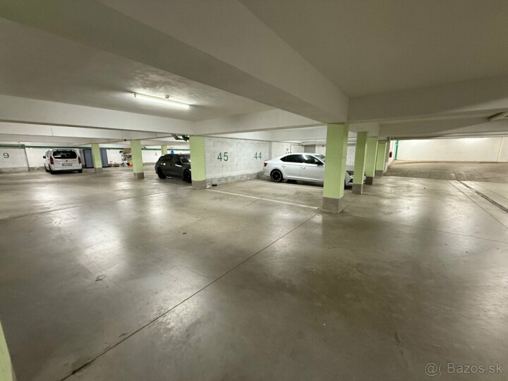 Vnútorné parkovacie miesto na predaj v Rezidencii Mestský park, Košice