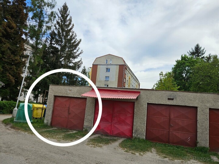 Murovaná garáž na predaj v Martine