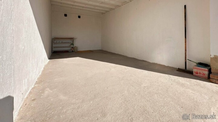 Prenájom garáže na Kukučínovej ulici v Považskej Bystrici