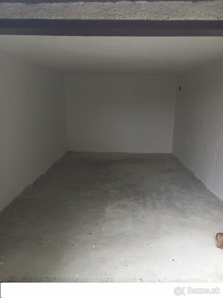 Na predaj garáž v Nových Zámkoch