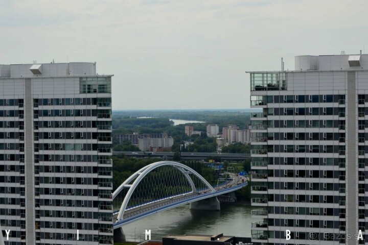 Prenájom parkovacieho miesta v Panorama City na 1. poschodí