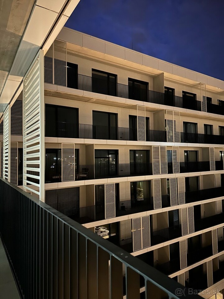 Prenájom priestrannej podzemnej garáže v novostavbe