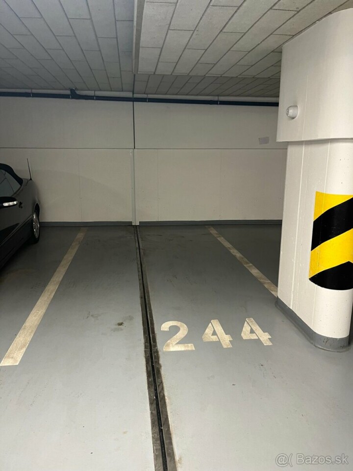 Prenájom podzemného parkovacieho miesta v Rezidencii Albelli