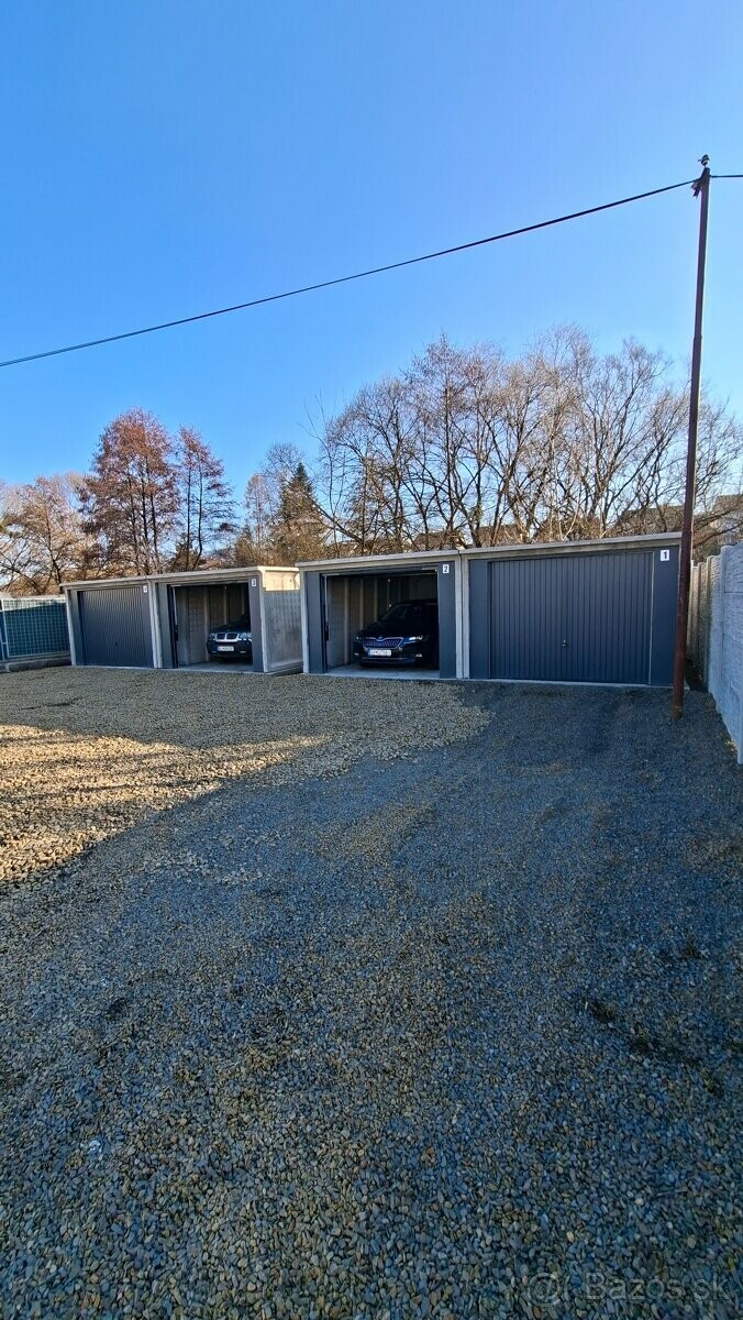 Prenájom garáže na ulici Komenského v Snine