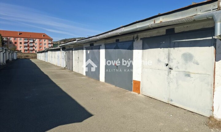 Na predaj garáž v radovej zástavbe, Laborecká ulica, Humenné