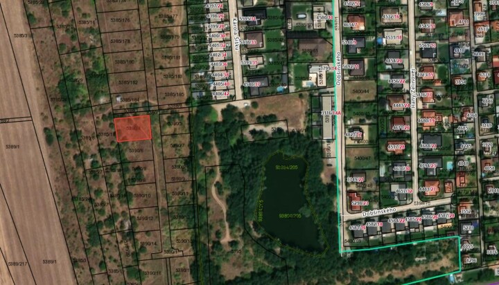 Na predaj samostatná garáž v Senci s elektrinou