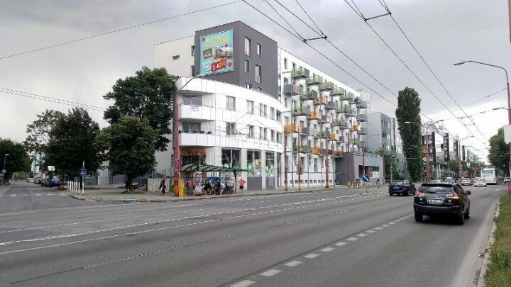 Vonkajšie parkovacie státie na prenájom v projekte APOLLIS