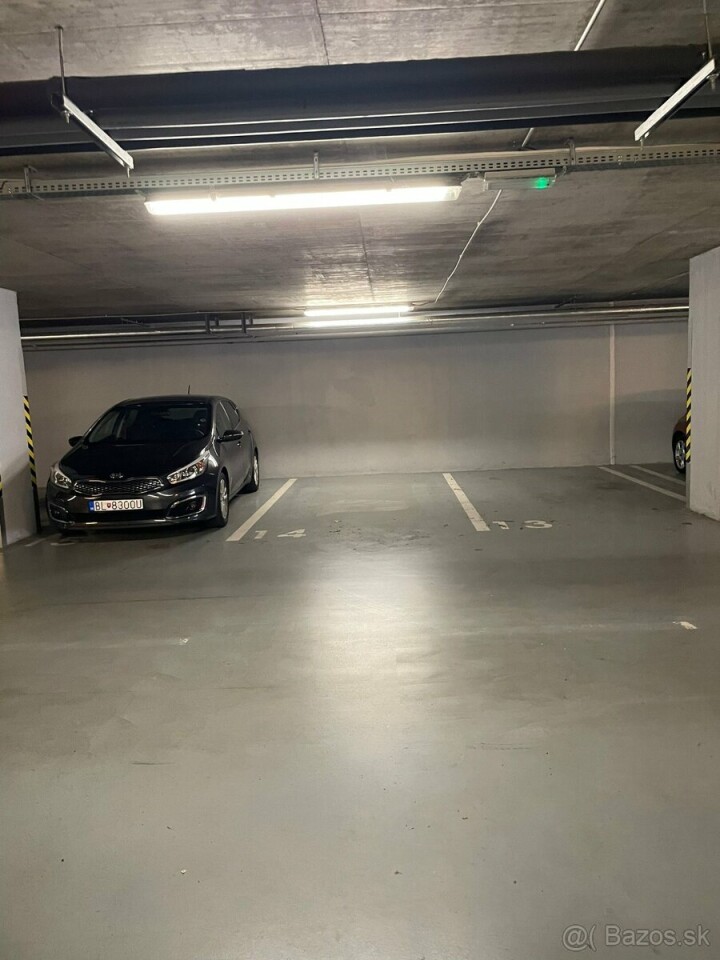Na predaj garážové parkovacie miesto v novostavbe na Kazanskej 1b