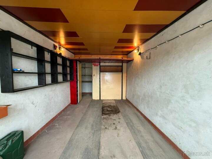 Na predaj murovaná garáž 20 m2 na ul. L. Svobodu v Poprade