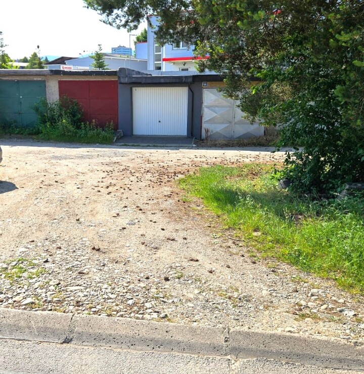 Murovaná garáž na predaj pri kasárňach v Žiline