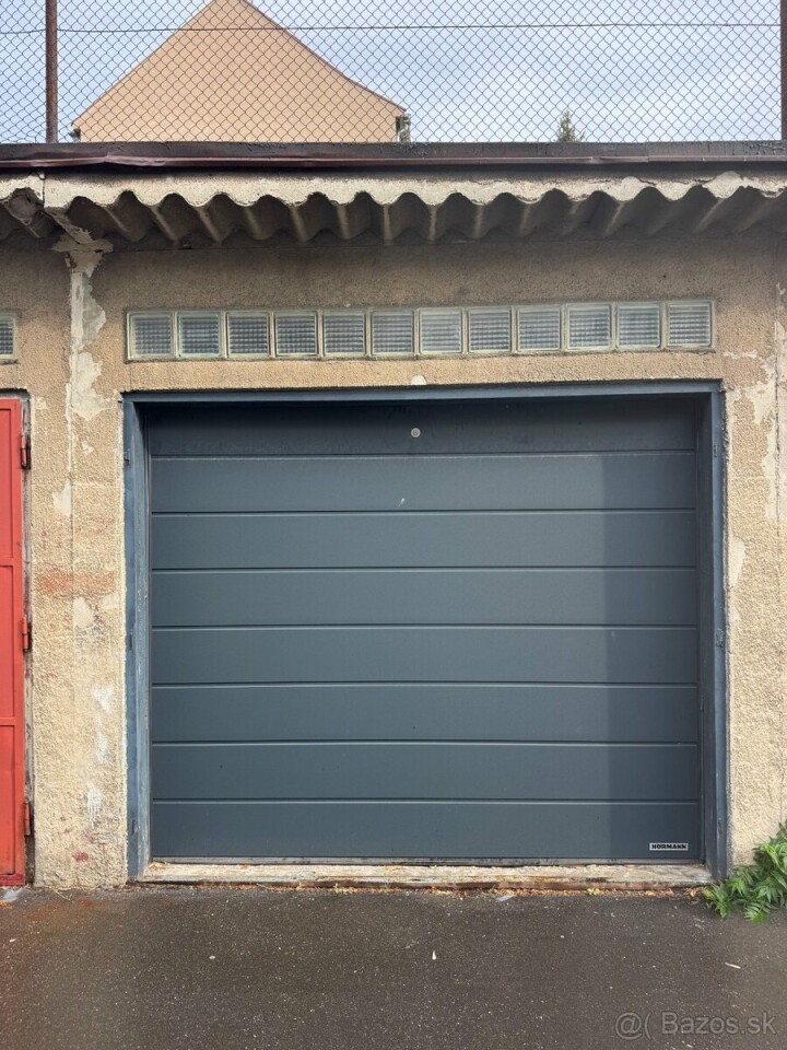 Prenájom garáže 17 m² na Moravskej ulici, Bratislava
