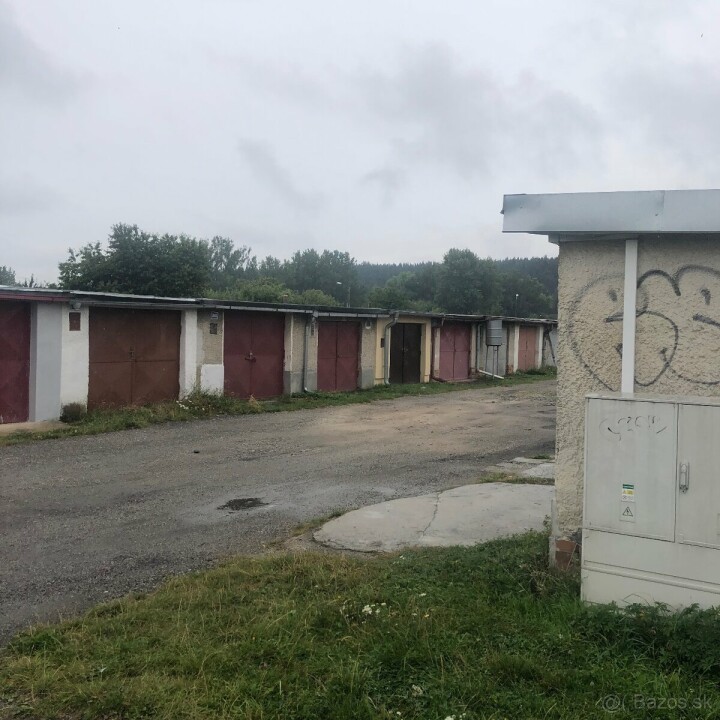 Garáž na predaj, 24 m², Záhradná ulica, Svit