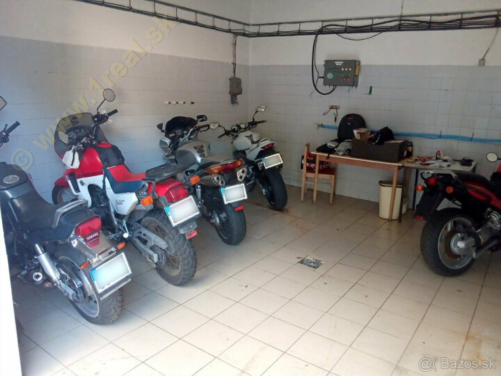 Bezpečné zazimovanie motorky v Kremnici