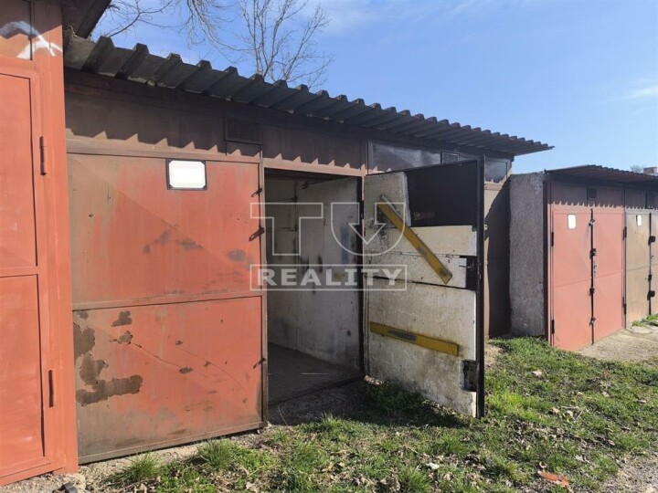 Na predaj murovaná garáž s pozemkom v Košiciach