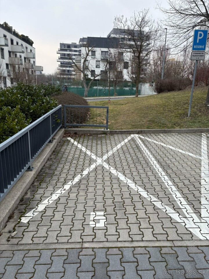 Prenájom garáže na ulici Martina Granca