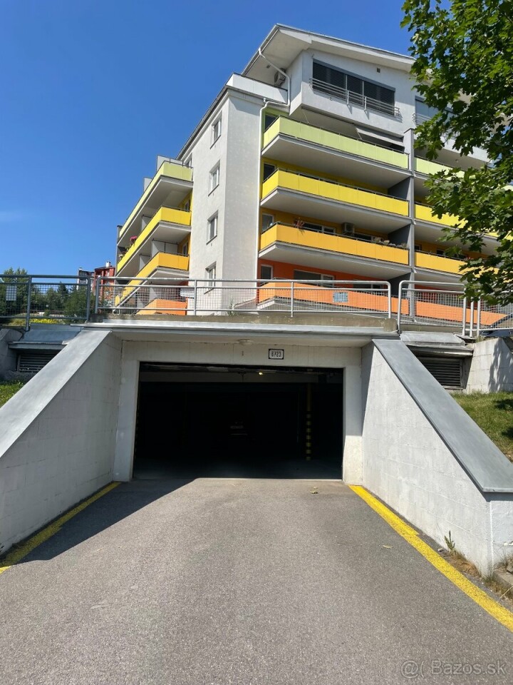 Na predaj podzemné parkovacie miesto v Slnečných terasách
