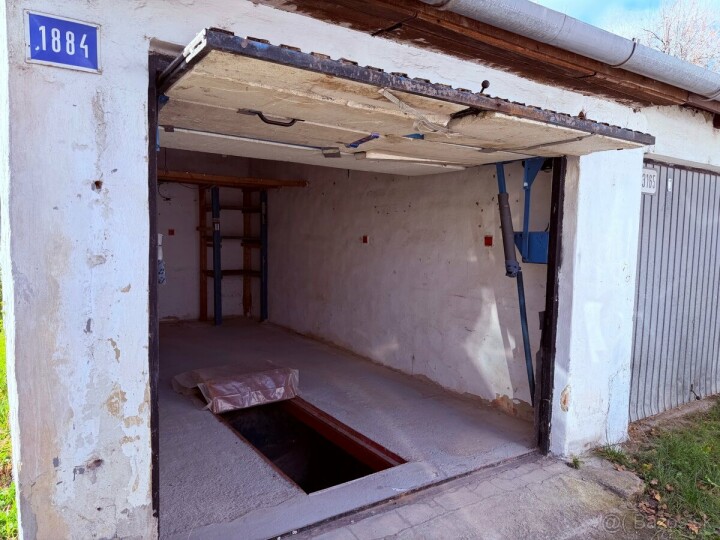 Murovaná garáž na predaj s elektrikou a montážnou jamou