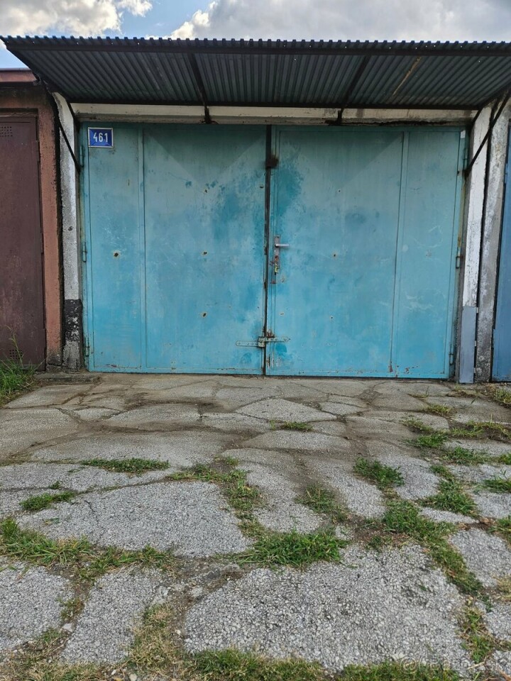 Prenájom bezpečnej garáže v Pezinku na Mladoboleslavskej ulici
