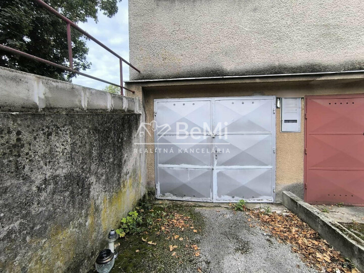 Predaj prerobenej garáže v Novom Meste nad Váhom na ulici J. Kréna