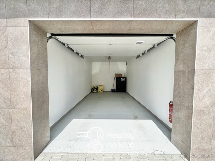 Prenájom garáže na Andovskej ulici v Nových Zámkoch
