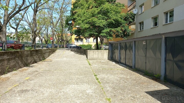Prenájom garáže na Budisínskej ulici v Bratislave