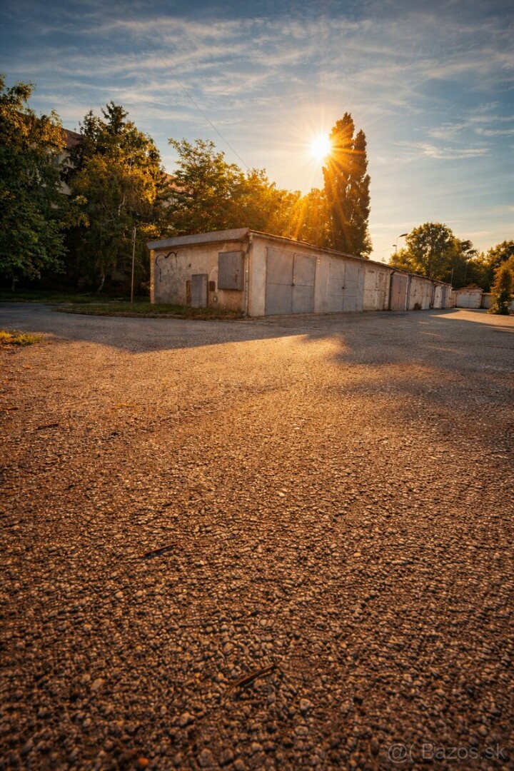 Garáž na prenájom s montážnou jamou v Trnave