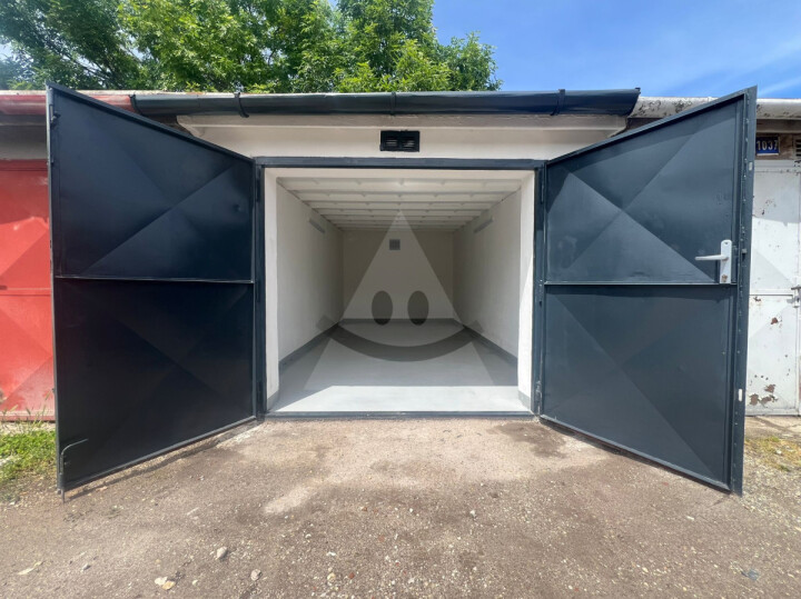 Predaj zrekonštruovanej garáže na Slnečnej ulici v Komárne