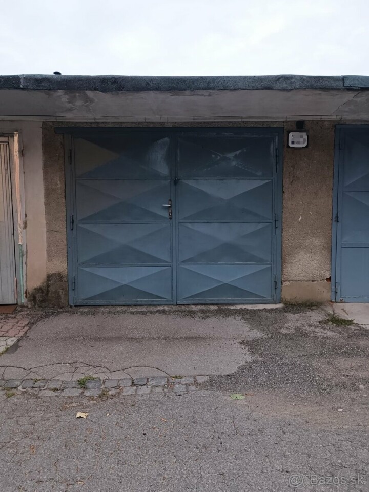Na predaj garáž s rozlohou 21 m² na Nábreží Dr. A. Stodolu