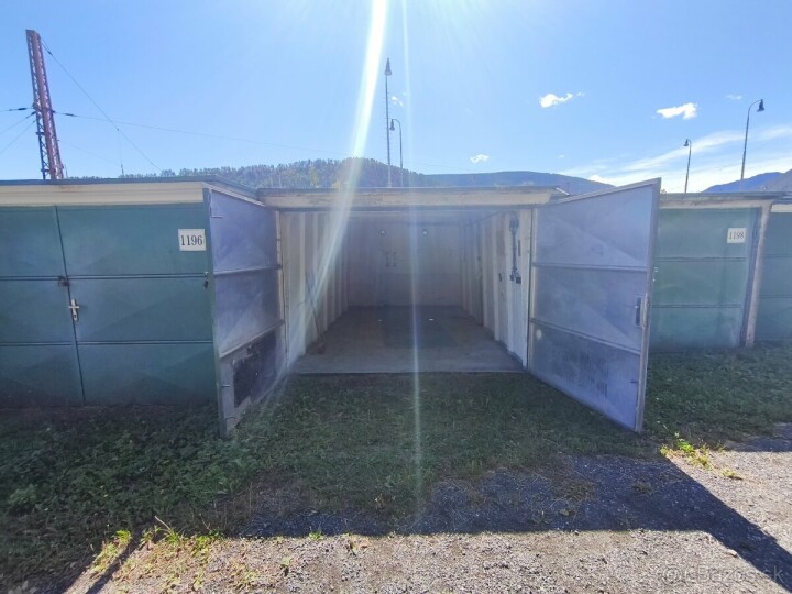 Garáž na prenájom s elektrinou a jamou v Liptovskom Hrádku