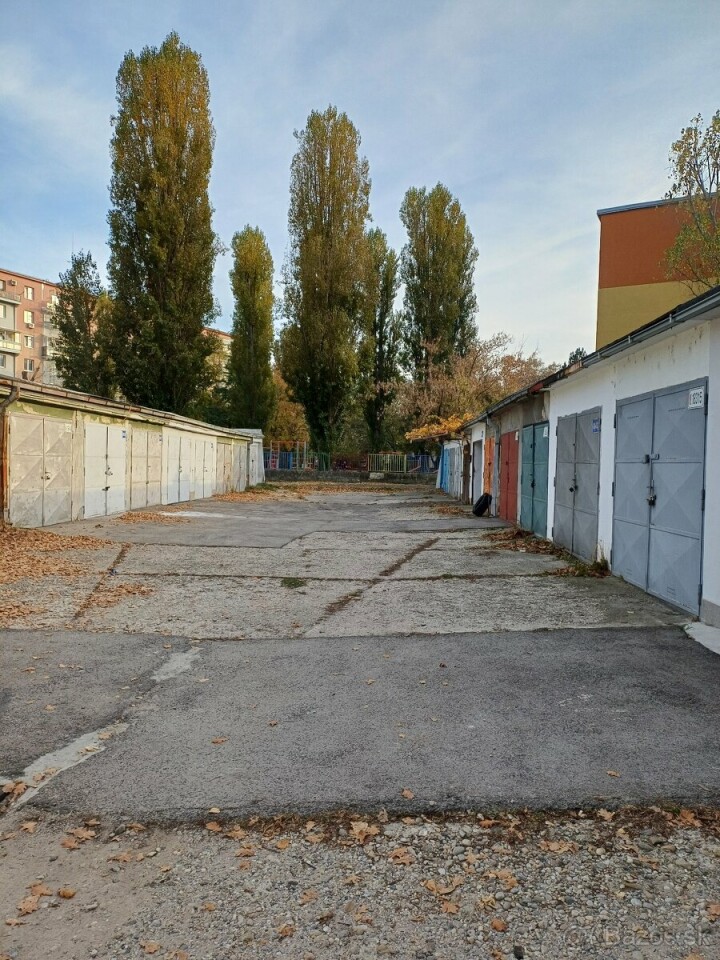 Prenájom garáže na Teslovej ulici v Bratislave-Ružinove