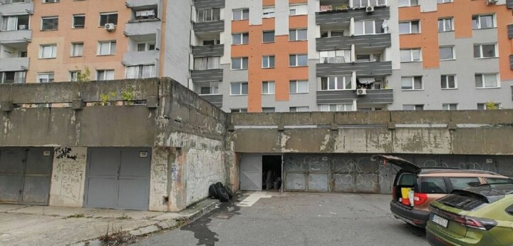 Garáž na predaj na Dúdvažskej ulici v Bratislave