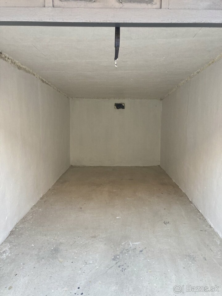 Na predaj garáž na Krakovskej ulici v Košiciach