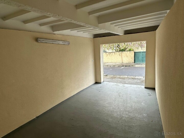 Dlhodobý prenájom samostatnej garáže v Bratislave-Nivy