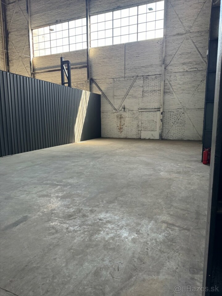 Prenájom garážových miest v spoločnom priestore