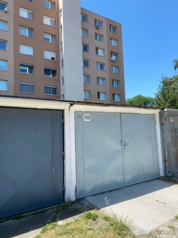 Garáž na predaj v Stupave na ulici Železničná