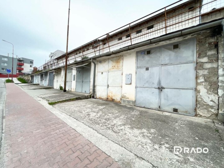 Na predaj murovaná garáž 24 m² v Trenčíne, Halalovka