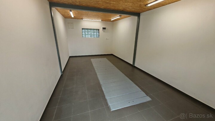 Prenájom zrekonštruovanej garáže v centre Popradu