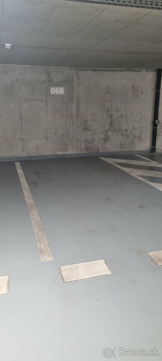 Parkovacie miesto na prenájom v komplexe Orbis Nitra