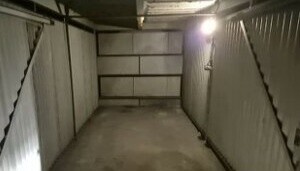 Garážový box na predaj v Žiline s 24/7 vrátnikom