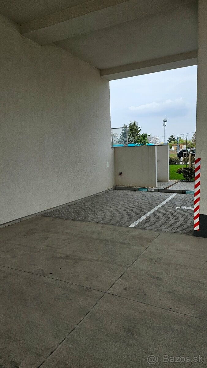 Kryté parkovacie miesta na prenájom v Bratislave
