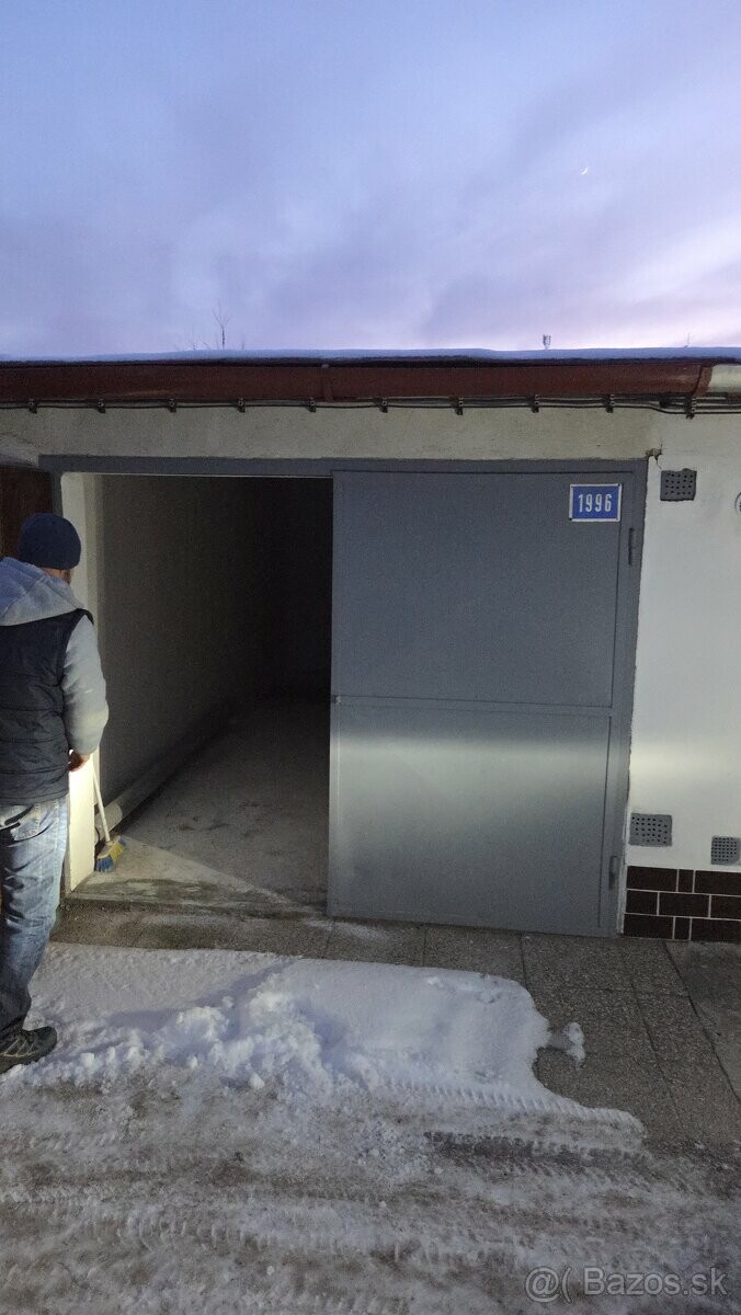 Dlhodobý prenájom garáže s pivnicou a elektrinou na ul. Komenského, SNV