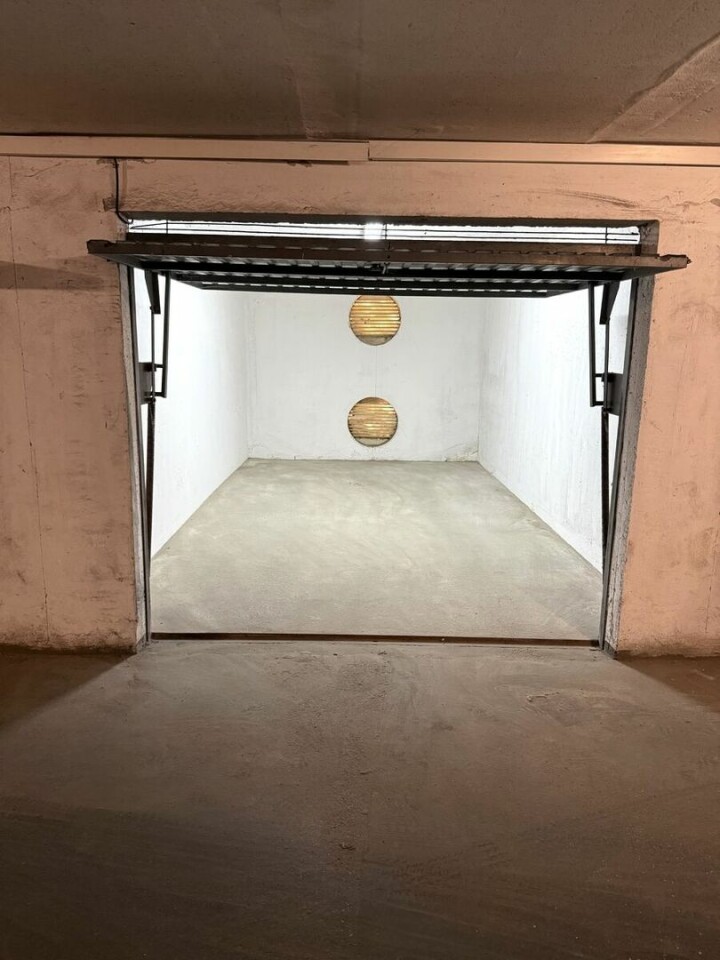 Predaj garáže v uzavretom garážovom dome na sídlisku Východ