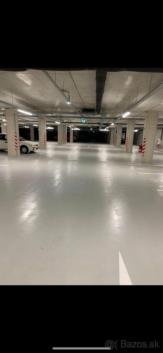 Prenájom vnútorného parkovacieho miesta na Ivanskej ceste, BA