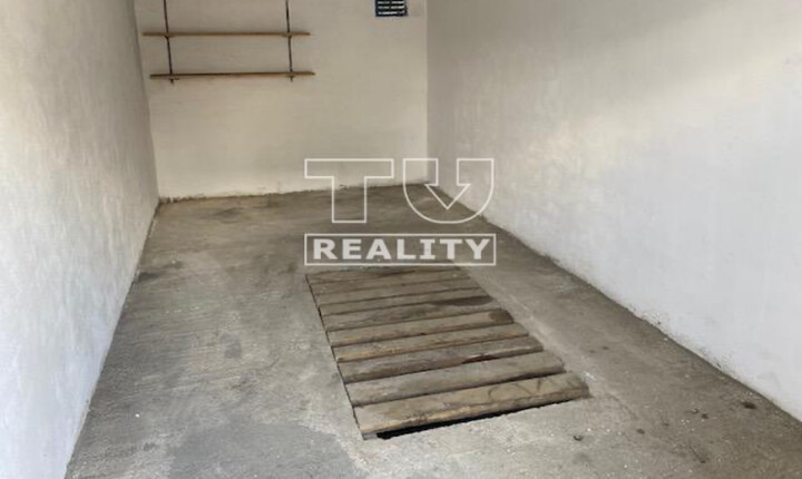 Predaj garáže o výmere 20 m² v Trenčíne