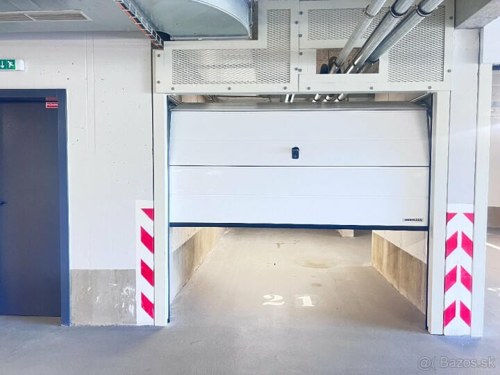 Exkluzívna garáž s vlastným vstupom a bránou HÖRMANN na predaj