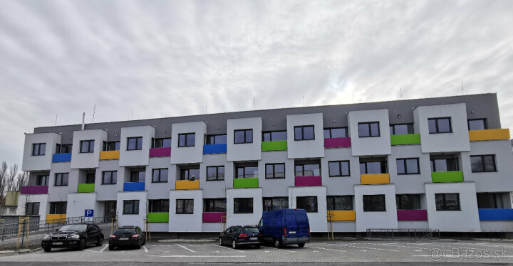 Prenájom vonkajšieho parkovacieho státia na Gogoľovej 3