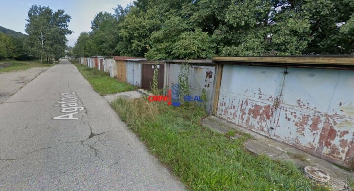 Predaj garáže na Agátovej ulici s elektrinou - 20 m2