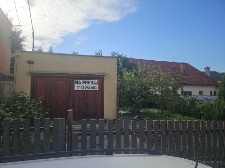 Na predaj garáž 31m² s izbičkou a pozemkom 120m² na Bajzovej ulici