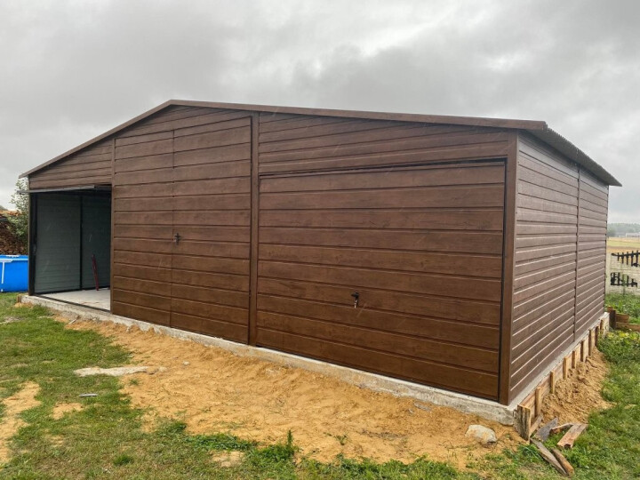 Plechová garáž na predaj 9x6 m