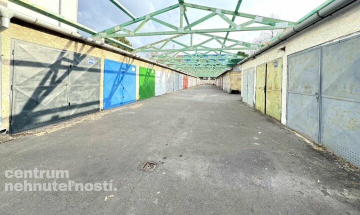 Predaj garáže v uzavretom areáli v Ružinove, BA II